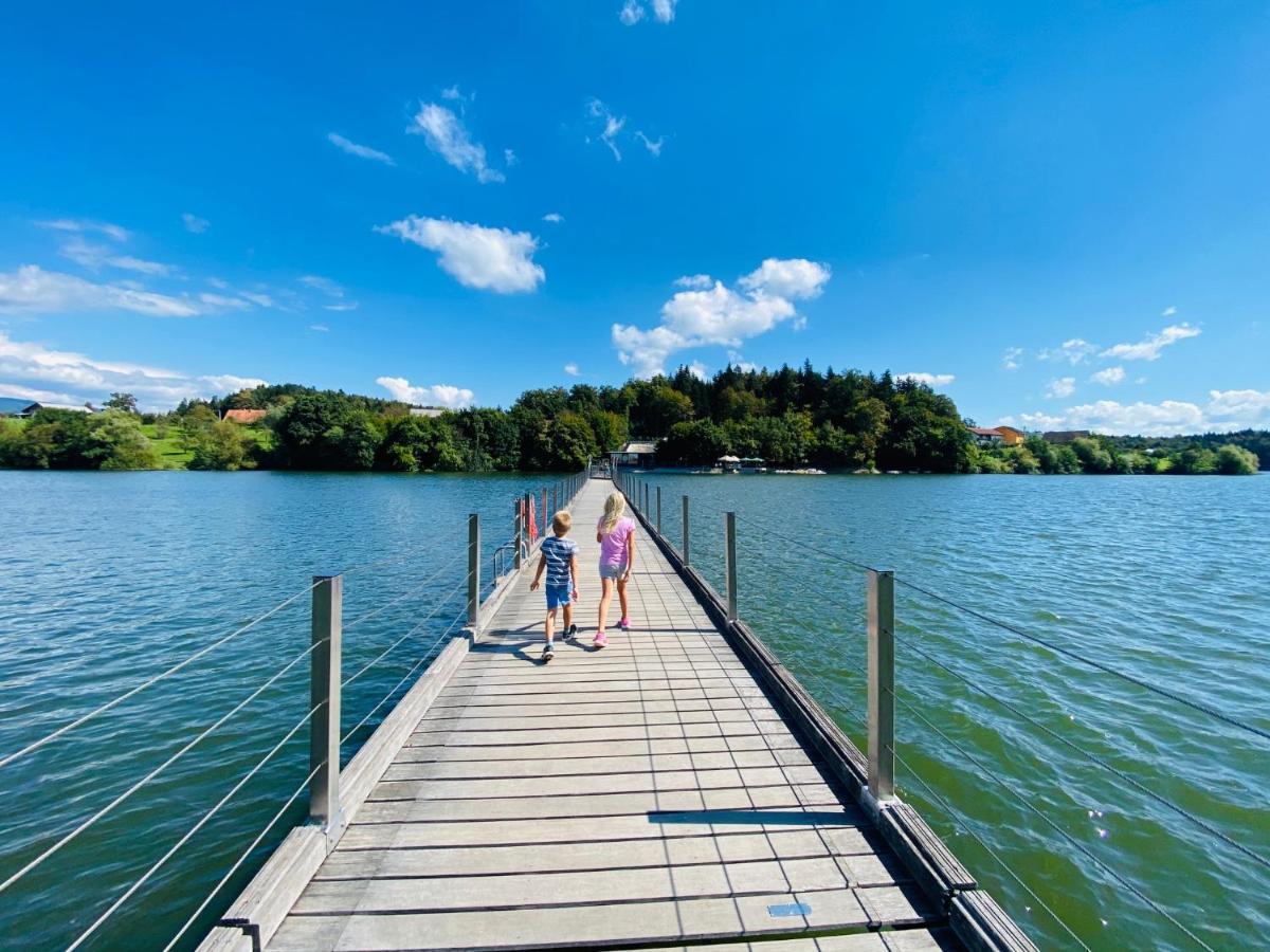 Greenvalleyglamping Sesce Pri Preboldu ภายนอก รูปภาพ