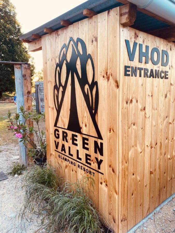 Greenvalleyglamping Sesce Pri Preboldu ภายนอก รูปภาพ